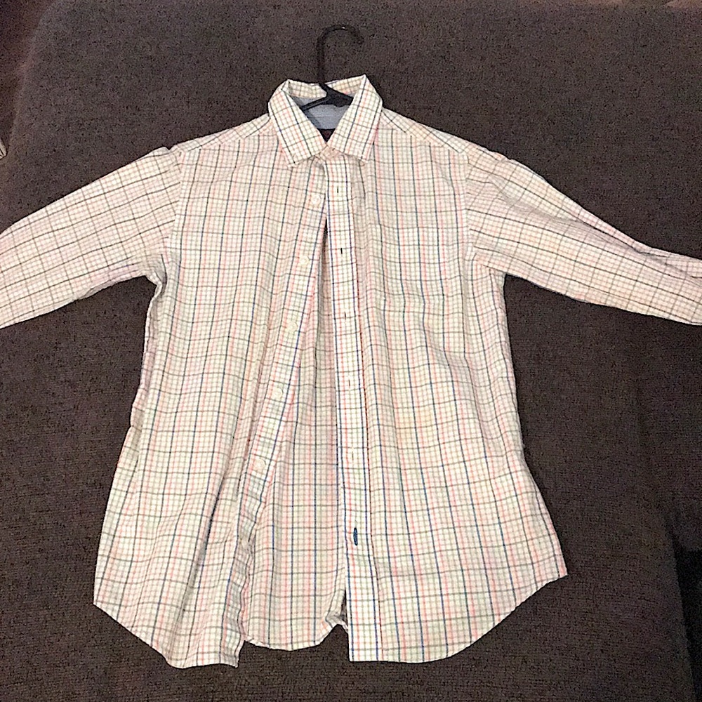 Button up shirt perfect in perfect shape